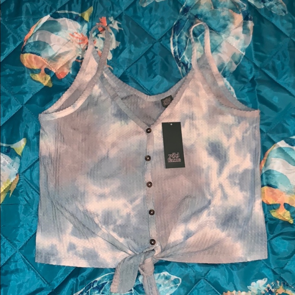 💕NWT Crop-top💕